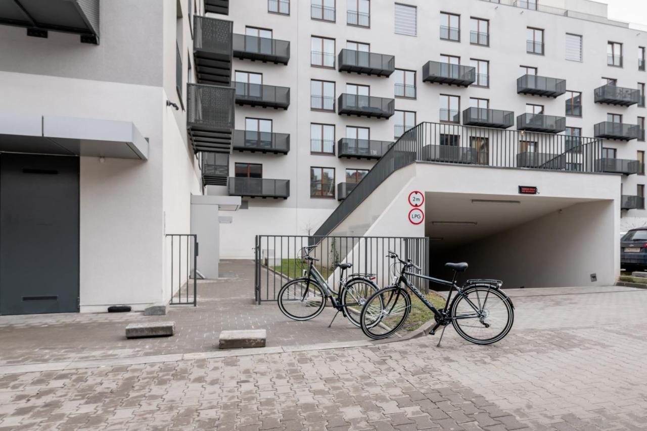 Apartwro - Apartament Przy Wyspie Slodowej, Garaz, Projektor, Rowery Wroclaw Exterior photo